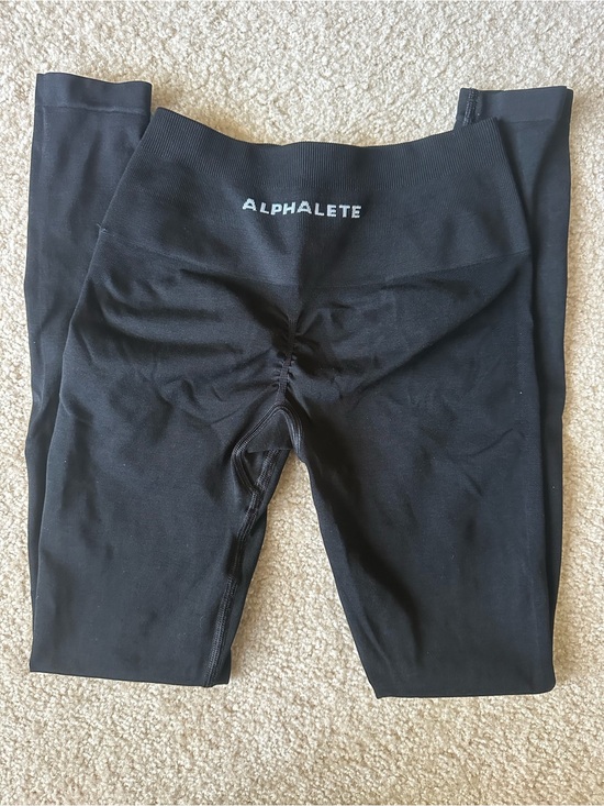 Alphalete Pants - Alphalete Amplify Black Seamless Performance Leggings